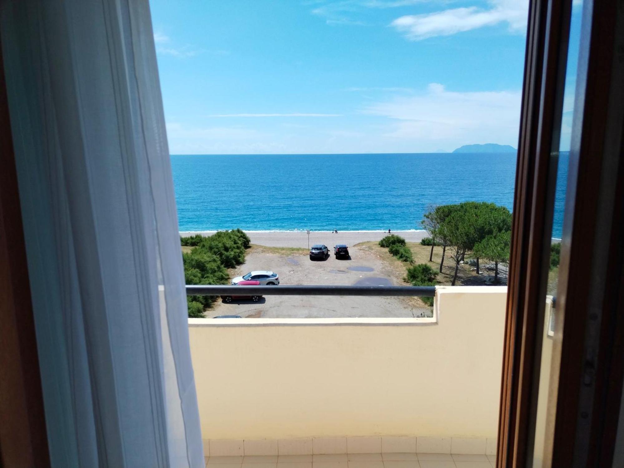 Poseidon Bay Residence Милаццо Экстерьер фото